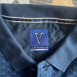 Van Heusen Navy Blue T-shirt