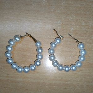 Earings Hoops White