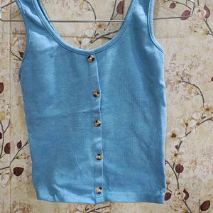 Women Buttoned Crop Top