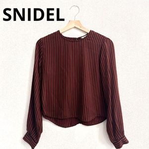 New Snidel Stripped Maroon Crop Top