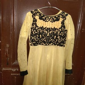 Women Anarkali Kurta In Coins