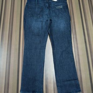 DG-70 Size-40 Straight Jeans