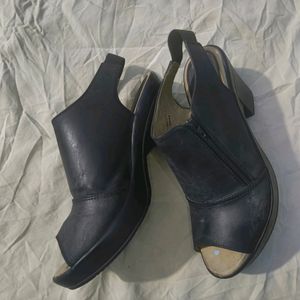 Khadims Black Heels