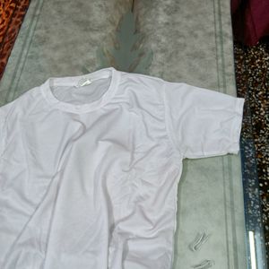 Unused White Tshirt