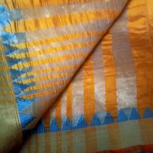 Preloved Saree In Raw Silk Fabric