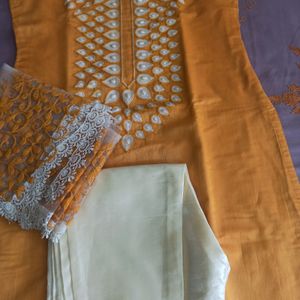 Deziner Tailor Made Suit With Beautiful Dupatta