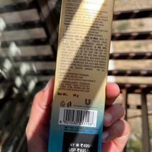 Lakme Sun Expert 1% Hyaluronic Sunscreen, SPF 50 P