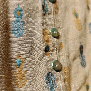 Floral Printed Sleeveless Kurta