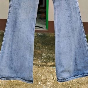 Bootcut/Flared jeans.