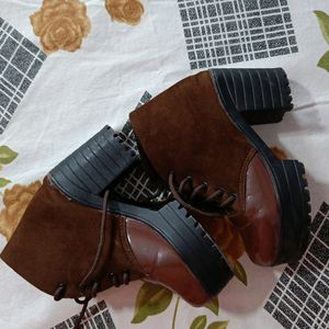 Brown Boots, High Heel - 3.5 inches, Material Sued