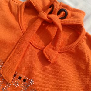 Orange sweater top (UNUSED)