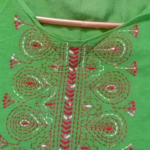 Aurelia Kurti With Embroidery