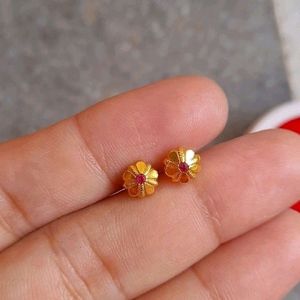 Beautiful New Flower Desine Studs