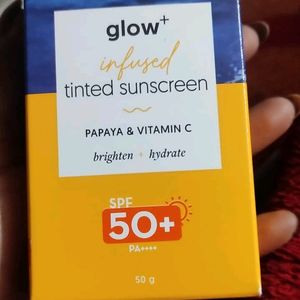 Aqualogica Glow+ Infused Tinted Sunscreen SPF 50+