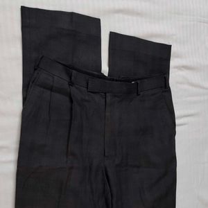 Men Tailored Rayon Pleated dual shade Pant