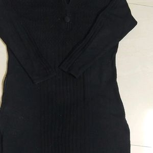 Ladies Black Colour Woolen Kurti