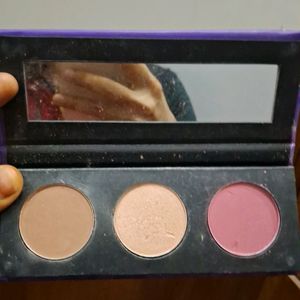 Sugar Contour Face Pallete/ Blush/ Eye Shadow