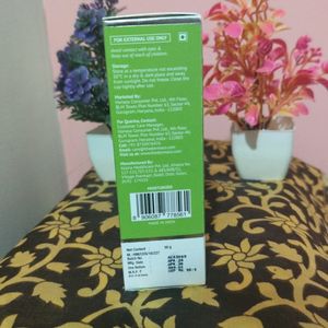 The Derma Co Cica Glow Moisturizer