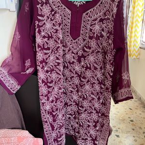 Chikankari short kurti women