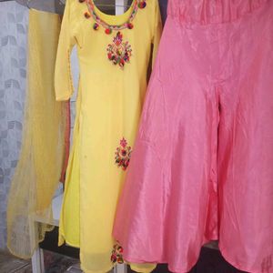 Gamthi Work Drees