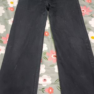 Black Straight Fit Jeans For Women