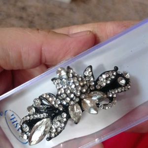 J P Brand 5 Diamond Hair Clip