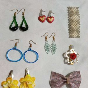 Earings And Hair Clips