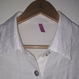 Fitted White Collared Shirt