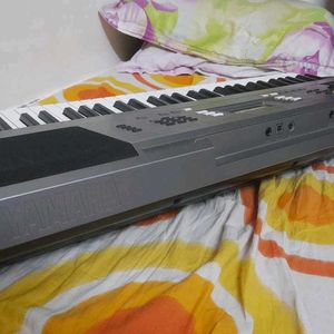 Yamaha Keyboard Piano Perfect Condition