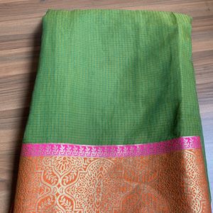 Price Drop💥💥 Pretty Lime Green Saree With Blouse