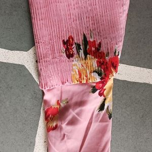 Beautiful Flower Printed Pink Top 🌸💜