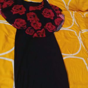 Roses Printed Black Red Dress