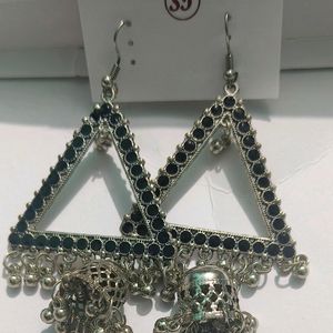 Pack Of 2 Long Earrings