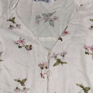 Off White Flowery Pretty Shirt