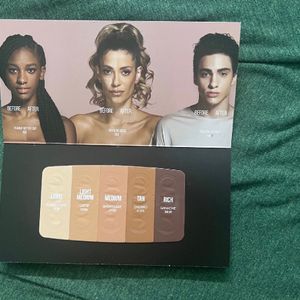 Huda Beauty Foundation Sample Card