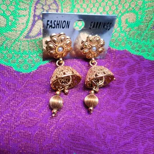 Elegant Gold Plated Jhumka Earrings