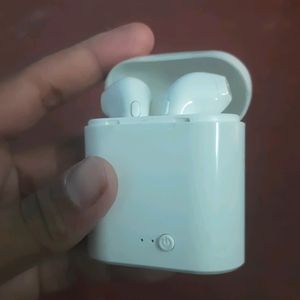 Airpods White