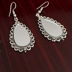 Silver / mirror dangle-drop earrings