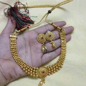 Women Necklace With Earrings Set