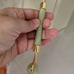 Jade Roller For Flawless Skin