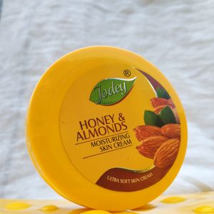 Jodey Honey & Almonds Nourishing Skin Cream with W