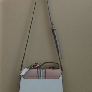 Pretty Sling Bag