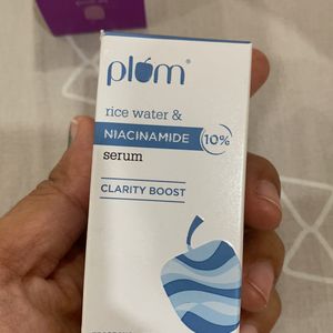 Plum Niacinemide Serum