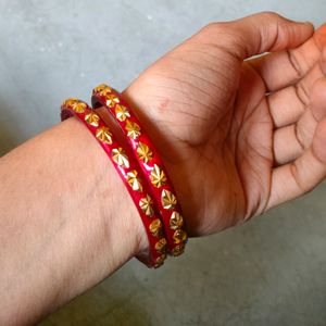 Red Kangan With Golden Work