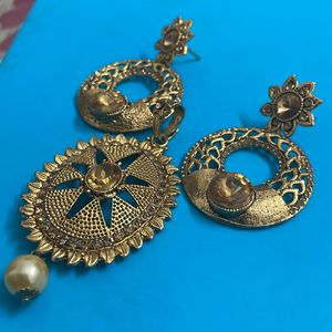 Golden Jewellery Set