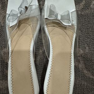 White Sandal Good Condition