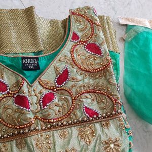 💚 Green Colour Anarkali Dress