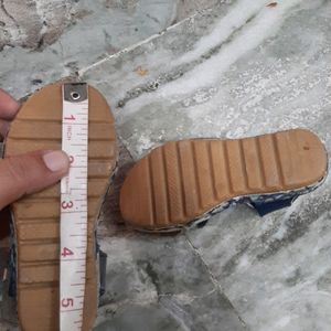 Kids sandal