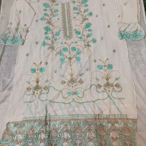 Gorgeous Pakistani Suit