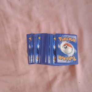 Pokemon- Total 30 Cards